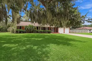 3000 Dogwood St, Beaufort, SC 29906 - Photo 2