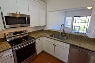 5 Gumtree Rd, Hilton Head Island, SC 29926 - Photo 4