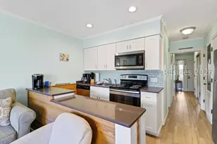 40 Folly Field Rd, Hilton Head Island, SC 29928 - Photo 10