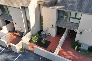 11 Tanglewood Dr, Hilton Head Island, SC 29928 - Photo 1