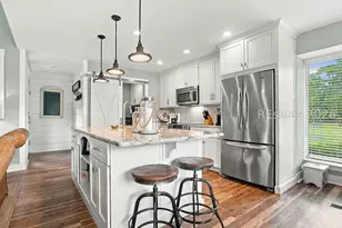 226 S Sea Pines Dr, Hilton Head Island, SC 29928 - Photo 6