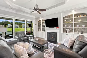 346 Lakepoint Cir, Bluffton, SC 29910 - Photo 8