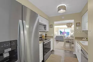 25 Deallyon Ave, Hilton Head Island, SC 29928 - Photo 14