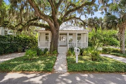 1108 North Street, Beaufort, SC 29902 - Photo 1