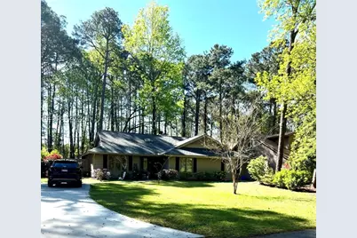 33 Edgewood Drive, Hilton Head Island, SC 29926 - Photo 1