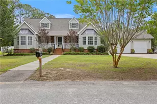 18 Lake View Ct, Bluffton, SC 29910 - Photo 1