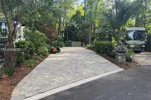 133 Arrow Rd, Hilton Head Island, SC 29928 - Photo 1