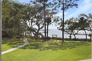 6 Village N Dr, Hilton Head Island, SC 29926 - Photo 1