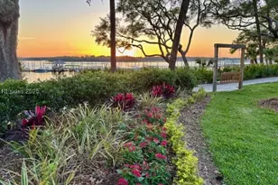 6 Village N Dr, Hilton Head Island, SC 29926 - Photo 1