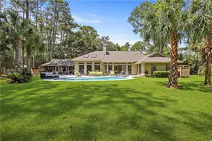 63 Gloucester Rd, Hilton Head Island, SC 29928 - Photo 1