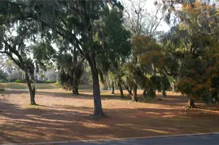 63 Inverness Dr, Bluffton, SC 29910 - Photo 1