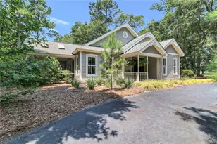 137 Toppin Dr, Hilton Head Island, SC 29926 - Photo 1