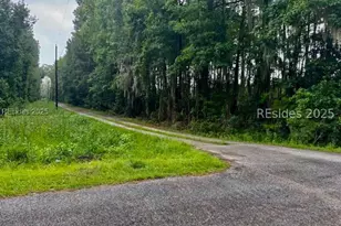 200 Charleston Hwy, Yemassee, SC 29945 - Photo 1