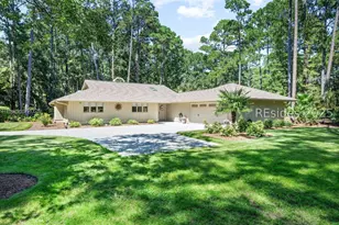 8 Brown Thrasher Rd, Hilton Head Island, SC 29926 - Photo 1