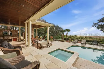 16 Planters Row, Hilton Head Island, SC 29928 - Photo 1