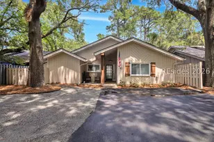 11 Pender Ln, Hilton Head Island, SC 29928 - Photo 1