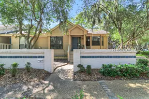 33 Lake Forest Dr, Hilton Head Island, SC 29928 - Photo 1