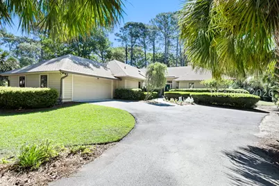 61 Gloucester Road, Hilton Head Island, SC 29928 - Photo 1