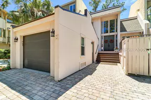 18 Spinnaker Ct, Hilton Head Island, SC 29928 - Photo 1