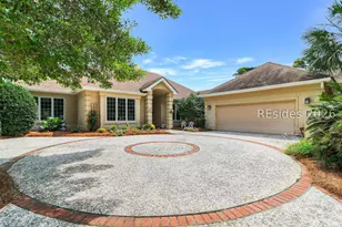 24 Glenmoor Pl, Hilton Head Island, SC 29926 - Photo 1