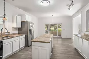 27 E National Blvd, Beaufort, SC 29907 - Photo 12