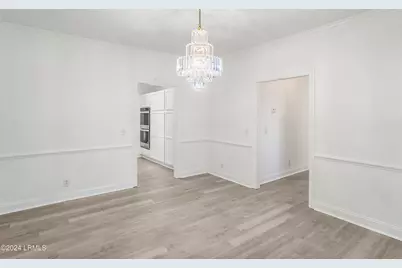 27 E National Boulevard, Beaufort, SC 29907 - Photo 16