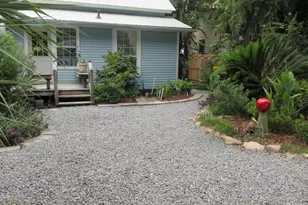 906 10th St, Port Royal, SC 29935 - Photo 4