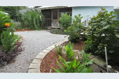 906 10th Street #A & B, Port Royal, SC 29935 - Photo 2