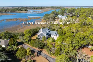 1418 Gleasons Landing Dr, Saint Helena Island, SC 29920 - Photo 2