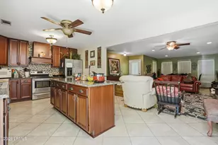 1487 Glover Rd, Ridgeland, SC 29936 - Photo 10