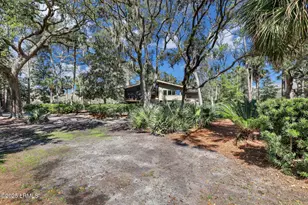 34 W Beach Lagoon Rd, Hilton Head, SC 29928 - Photo 4