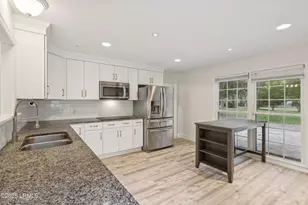 19 Pickens St, Beaufort, SC 29907 - Photo 8