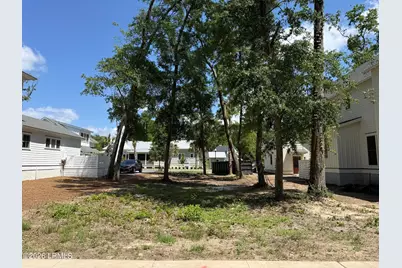 202 Harborview Drive, Beaufort, SC 29907 - Photo 2