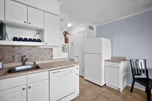 40 Folly Field Rd, Hilton Head Island, SC 29928 - Photo 10