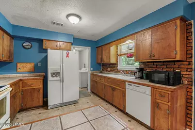 3003 Cherry Boulevard, Beaufort, SC 29902 - Photo 10