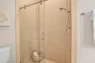 611 Huguenin Dr, Beaufort, SC 29902 - Photo 32