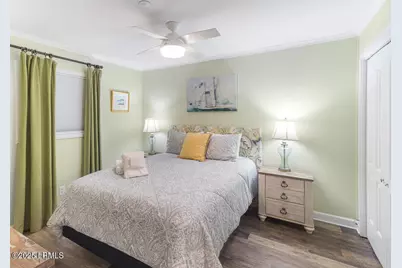 40 Folly Field Road #234, Hilton Head, SC 29928 - Photo 18