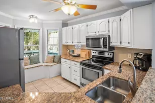 22 Ocean Marsh Ln, Harbor Island, SC 29920 - Photo 10