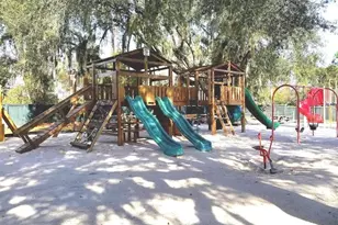 40 Folly Field Rd, Hilton Head, SC 29928 - Photo 20