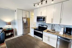 40 Folly Field Rd, Hilton Head, SC 29928 - Photo 6