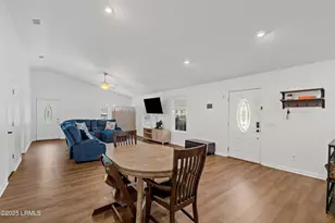 1205 Duncan Dr, Beaufort, SC 29902 - Photo 8