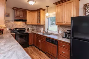 1904 Park Ave, Beaufort, SC 29902 - Photo 6