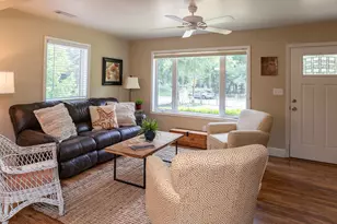 1904 Park Ave, Beaufort, SC 29902 - Photo 2