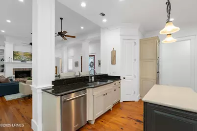 17 Oldfield Village Road, Bluffton, SC 29909 - Photo 4