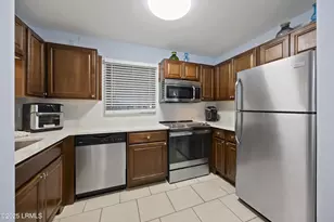 663 William Hilton Pkwy, Hilton Head Island, SC 29928 - Photo 14