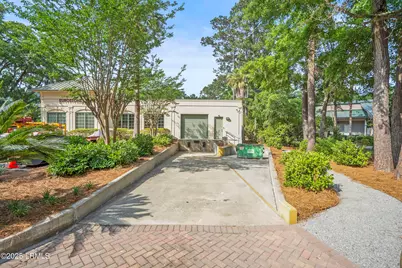 15 Trellis Court, Hilton Head Island, SC 29926 - Photo 4