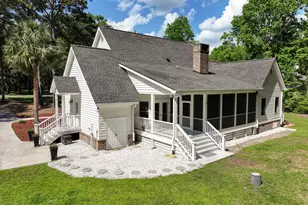 604 Ashdale Dr, Beaufort, SC 29907 - Photo 2