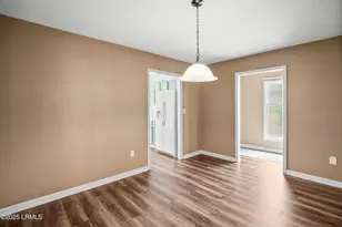 2605 Joshua Cir, Beaufort, SC 29902 - Photo 4