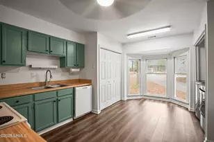 2605 Joshua Cir, Beaufort, SC 29902 - Photo 6