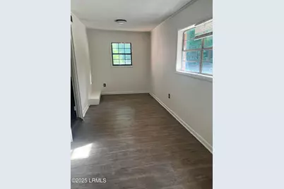 582 Parkwood Terrace, Allendale, SC 29810 - Photo 2